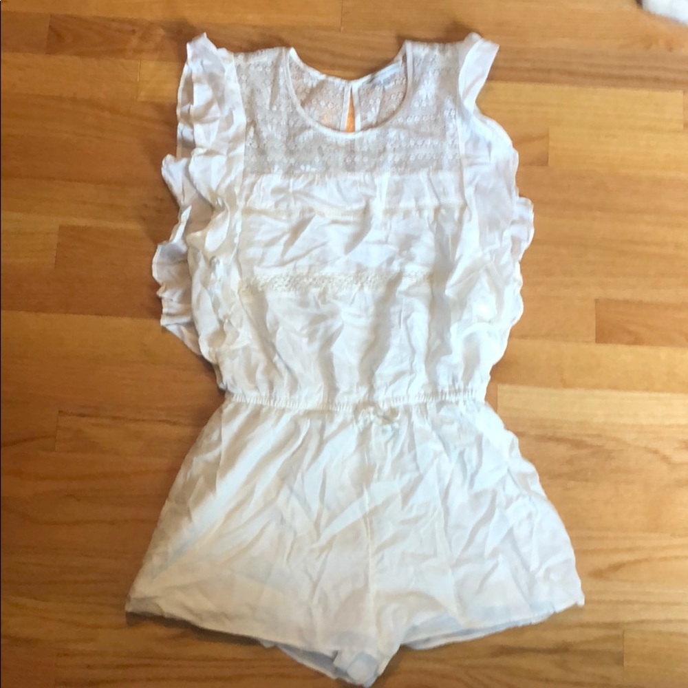 American Eagle Small Romper. White.